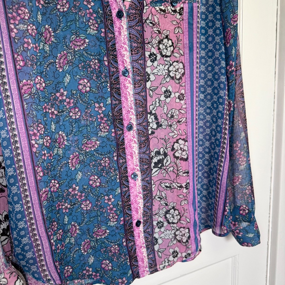 KUT from the Kloth Blue Pink Floral Paisley Patchwork Roll Tab Blouse Large - Picture 9 of 12